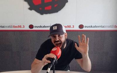 Mikel de la Fuente (abeslaria): "Gospela kristau musika baino askoz ere gehiago da"