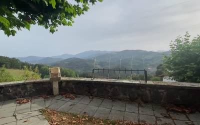 Gabirian festei hasiera emateko makilaren jeitsiera eta pregoia izan dituzte