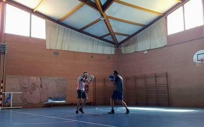Boxeoko entrenamenduak hastear dira