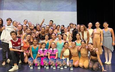L'Atelier eskolako dantzariek 13 sari lortu dituzte 'Vive tu sueño' lehiaketako finalean
