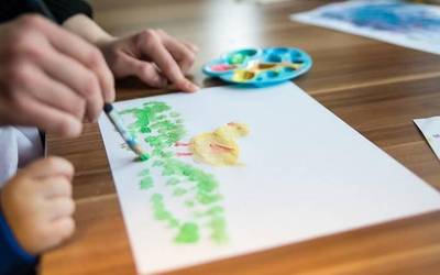 Caritas Txikian eta katekesian izena emateko epea zabalik du Azkoitiko Parrokiak