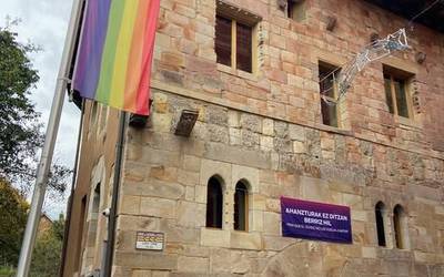 Lodifobia, genero arrakala, migrazioa eta dolua lantzeko ikastaro berriak Andragunean