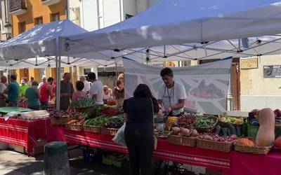 Giro paregabean ospatu zen Aretxabaletako Tomatearen Azoka