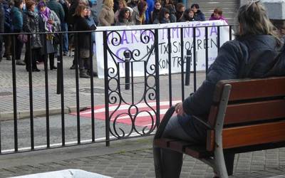 Mugimendu feministak festez gozatzera deitu du