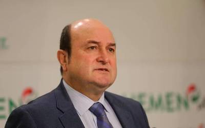 Andoni Ortuzarri erantzuna