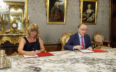 Hitzarmena berritu dute gobernuak eta Euskaltzaindiak