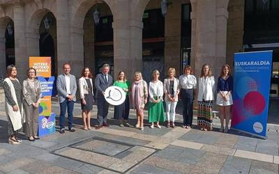 Sei finantza entitatek euskararen erabilera areagotzeko pausoak emango dituzte Euskaraldian