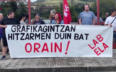 Grafikagintzako hitzarmen duina eskatzeko elkarretaratu dira LAB eta ELA sindikatuak