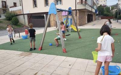 Zazpi erabiltzailerekin hasi dute ikasturtean ludotekan