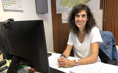 "Herri bizia dirudi, jendeak kalean bizitza egiten du eta jendeak kaletik kasu egiten du, jende atsegina dirudi"