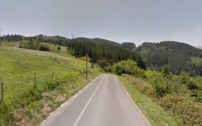 Zaldibarko Eitzaga eta Goierri auzoak lotzen dituen bidea itxiko dute irailaren 30era arte