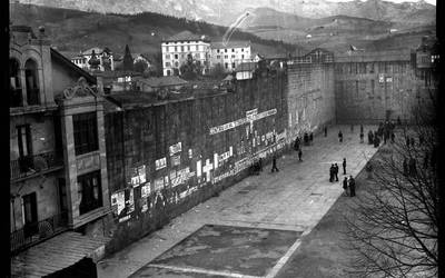 "1936ko irailaren 25eko gertakizunen ondorioz hildako guztiak gogoratzeko ekitaldia" egingo dute Durangon