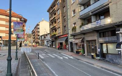 Berrizko merkataritza sustatzeko asmoagaz 'Bizi Berriz' jaia antolatu dute zapaturako