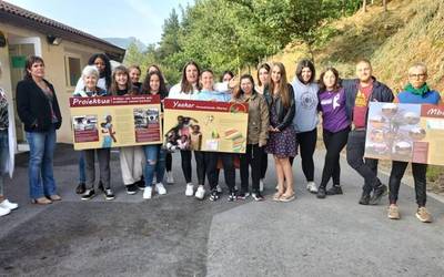 Senegalera materiala bidaltzeko dirua behar du Yaakar elkarteak