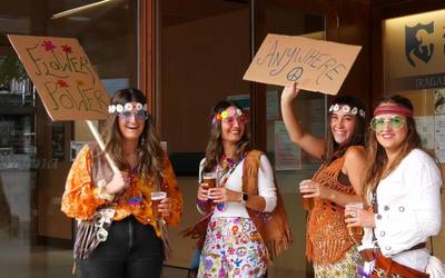 Jendetsua izan zen mozorro eguna Zaldibian