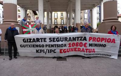 Ez bakarrik pentsioak. Hau guztia eskatu dute Goierriko Pentsiodunek gaur Ordizian