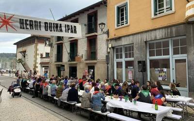Independentziaren aldeko aldarri ozena kalera atera dute