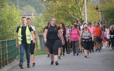 Ehunka lagun bildu ditu Asasamek Buru osasunaren aldeko martxan
