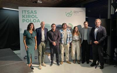 Itsas Kirol Poloa aurkeztu dute Arraunetxen