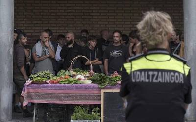 Udalerrian kalez kaleko salmenta arautzeko ordenantza berria osatzeko herri-galdeketa antolatu du Getxoko Udalak