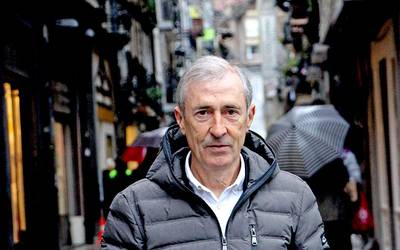 'Elkano eta euskal marinelak munduari lehen biran' hitzaldia emango du Javier Elorzak urriaren 26an