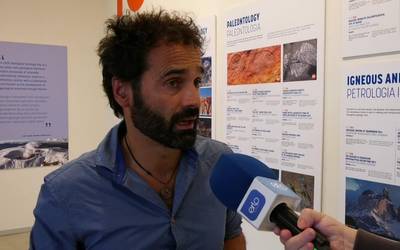 Geologia zientzietako ehundik gora aditu, ostirala bitartean Zumaian