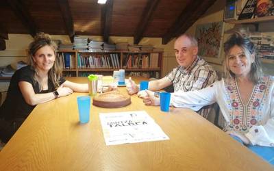 "Mintzakide euskaraz hitz egiteko une eta toki lasaia da"