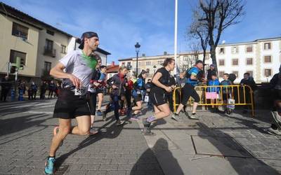 Hasi dira datorren urteko egutegia irudikatzen