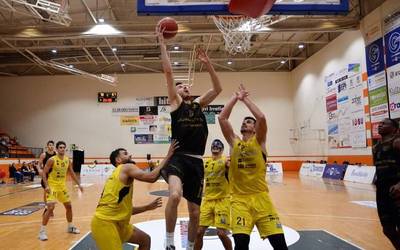 Denboraldiko lehen garaipena eskuratu du Juaristi ISBk