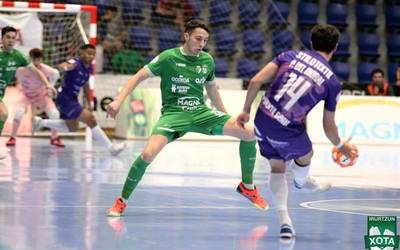 Osasuna Magnak irabaztea zer den jakin gabe jarraitzen du