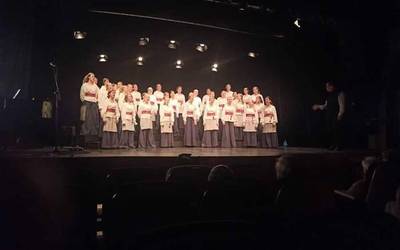 Suediako Adolf Fredrik’s Girls Choir abesbatzak emanaldi ederra eskaini du Beran