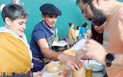 Otsarrako gaztak irabazi du Arantzako Baserritarren Eguneko gazta lehiaketa