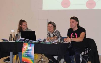 Sentsibilizazio kanpaina LGTBI+ pertsonen bizi baldintzak hobetzeko planaren abiapuntu