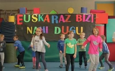 Gora euskara - Ene kantak