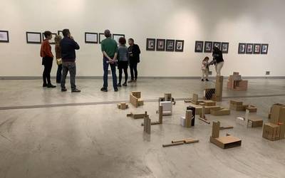 Bisita gidatua eskainiko du Pello Ulaziak Oxforden duen erakusketan