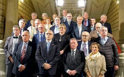Euskararen ofizialtasuna eskatu du Euskaltzaindiak