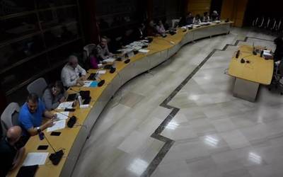 Euskarazko derrigortasun-data aldatzeak eztabaida sortu zuen atzo Laudioko Udal Gobernu Taldearen eta oposizioaren artean