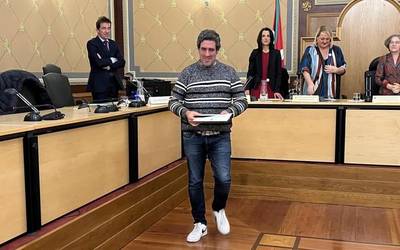 UNEDen ikasturte hasierako ekitaldia, argazkitan