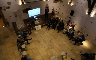 Egoera zaurgarrian dauden pertsonek kultura ekitaldietan parte hartzea helburu duen ikerketa aurkeztu dute