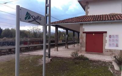 Sortuk tren sozialaren alde eta AHTren kontra egin du