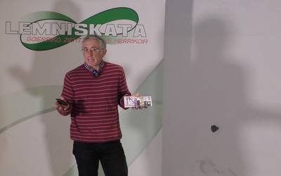 Lemniskatak 4 solasaldietako azkena eskaini zuen Carlos Gorria matematikariaren eskutik