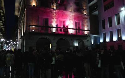 "Iñauterietan txoznak Euskal Herri Plazan!" nahi dituztela salatu du Tolosako Txozna Batzordeak