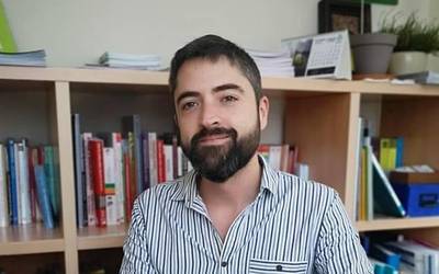 "Suizidak hil nahi duela uste dute nerabeek; eta mito bat da"