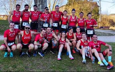 ZTTko neskak podiumera igo dira Amorebietako taldekako duatloian