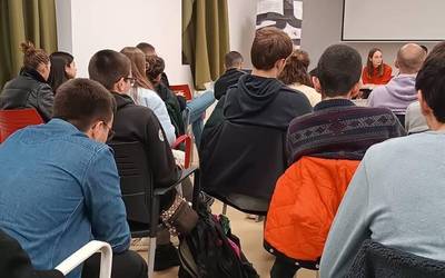 'Gazteon esplotazioa borrokatu!' dinamikako jardunaldiak antolatu du Urola Kostako GKSk Zarautzen eta Zumaian