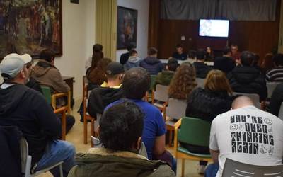 Laneko Autodefentsa Sarea aurkeztu du Urola Kostako Kontseilu Sozialistak