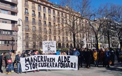 Fermin Zabalza (Euskararen Defentsarako Sarea): “Sinestezina da PSNk hain gauza txikia ere ez ematea euskarari”