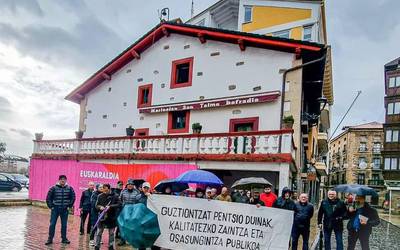 "Lorpenak eskuratu arren, aldarrikapen nagusienak lortzeke daude"