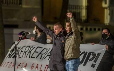 Lau urte igaro dira Galder Barbadoren atxiloketatik, eta Auzitegi Gorenaren ebazpenaren zain jarraitzen du gazte amurrioarrak