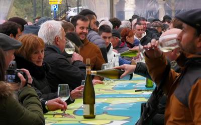 San Anton egunaz ederki gozatu dute haur eta helduek